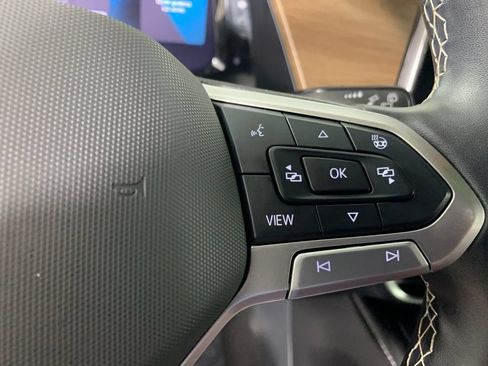 Used 2024 Volkswagen Atlas SE AWD/4WD image 24
