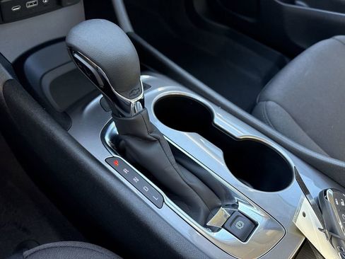 New 2025 Chevrolet Malibu LS image 17