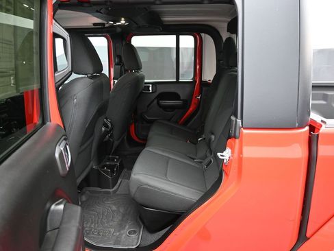 Used 2023 Jeep Gladiator Sport image 26
