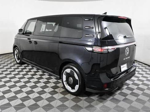 New 2025 Volkswagen ID. Buzz Pro S image 4