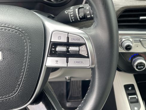 Used 2022 Kia Telluride EX w/ EX Premium Package FWD image 17