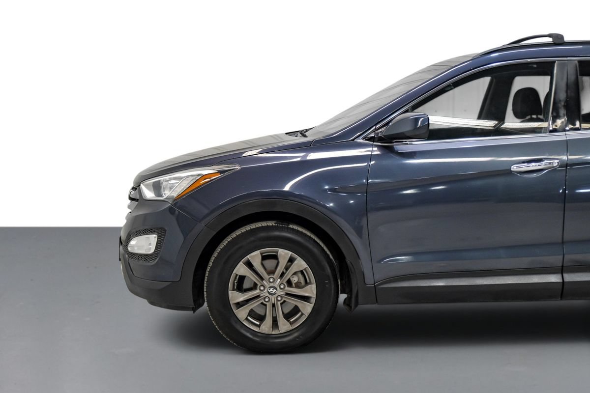 Used 2014 Hyundai Santa Fe Sport w/ Popular Equipment Package 02 FWD image 10