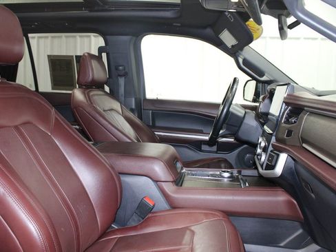 Used 2023 Ford Expedition Max Limited image 37