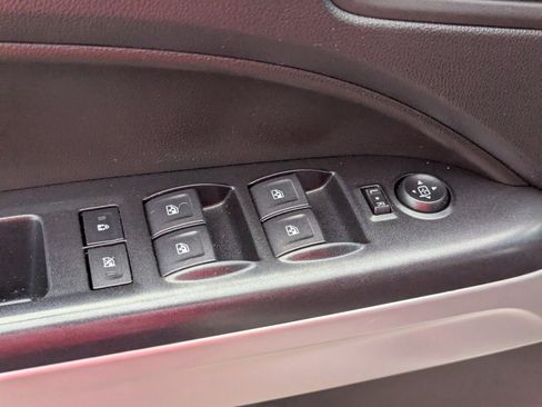 Used 2021 Chevrolet Colorado ZR2 image 25