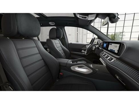 New 2026 Mercedes-Benz GLS 450 GLS 450 4D Sport Utility 4MATI image 5