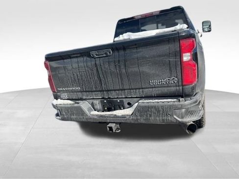 Used 2023 Chevrolet Silverado 3500 High Country image 13