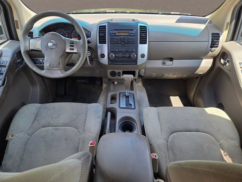 Used 2011 Nissan Frontier SV RWD image 15