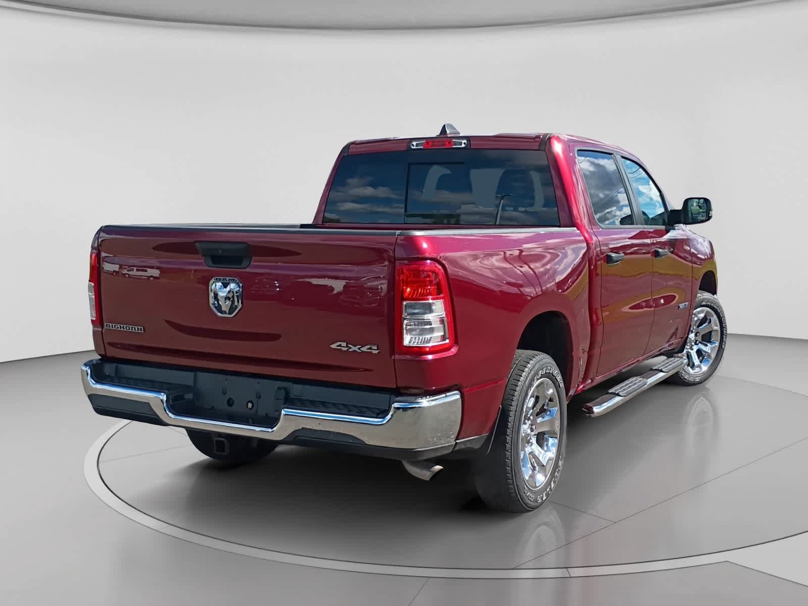 Used 2023 RAM 1500 Big Horn AWD/4WD image 3