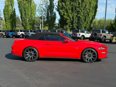 Used 2022 Ford Mustang GT Premium w/ Equipment Group 401A RWD image 2