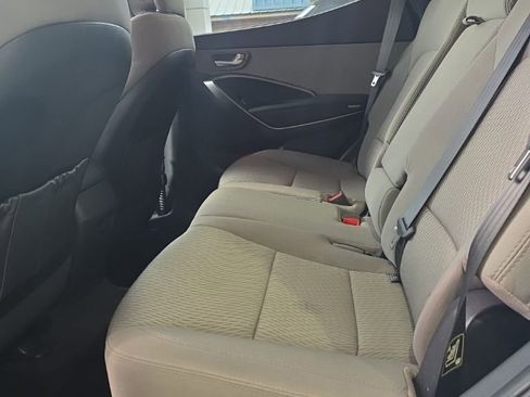 Used 2018 Hyundai Santa Fe Sport image 13