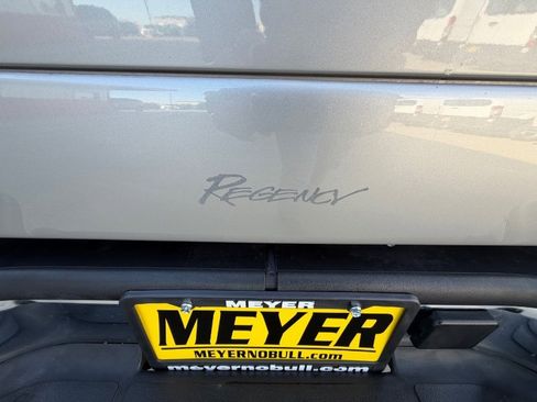 Used 2006 Chevrolet Avalanche Z71 w/ Sun And Sound Package image 9