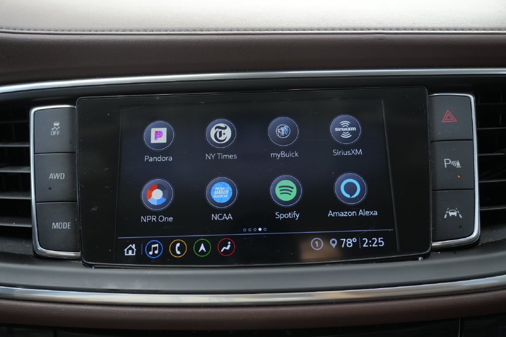 Used 2020 Buick Enclave Avenir w/ Avenir Technology Package AWD/4WD image 56