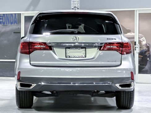 Used 2020 Acura MDX SH-AWD image 10