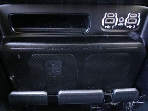 Used 2023 RAM 2500 Limited AWD/4WD image 6