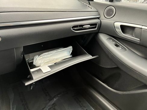 Used 2021 Hyundai Sonata SEL w/ Winter Weather Package image 35