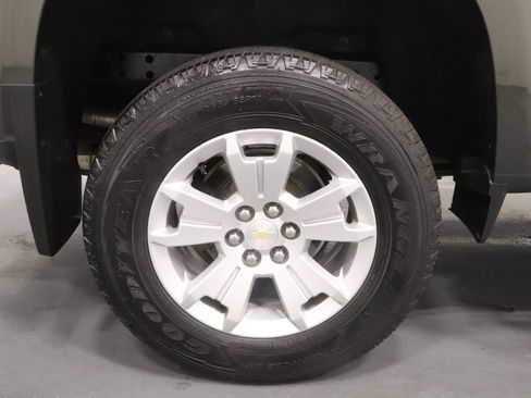 Used 2018 Chevrolet Colorado LT w/ LT Convenience Package AWD/4WD image 22