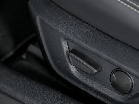 Used 2021 Ford Mustang Shelby GT500 w/ Technology Package image 24