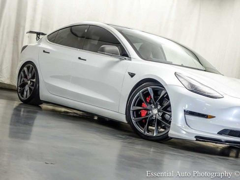 Used 2020 Tesla Model 3 Standard Range Plus RWD image 4