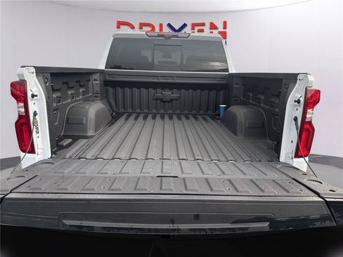 New 2026 Chevrolet Silverado 1500 High Country AWD/4WD image 35