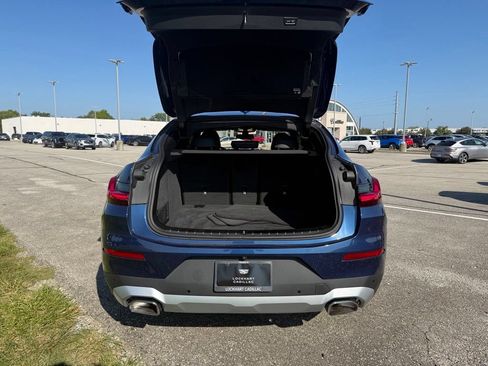 Used 2025 BMW X4 xDrive30i AWD/4WD image 14