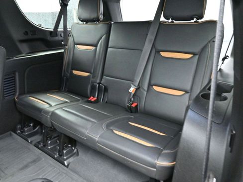 Used 2023 GMC Yukon XL AT4 w/ AT4 Premium Package image 32