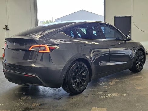 Used 2020 Tesla Model Y Long Range AWD/4WD image 4
