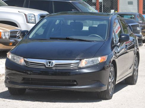 Used 2012 Honda Civic LX image 6