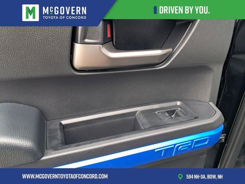 Used 2025 Toyota Tacoma TRD Sport AWD/4WD image 19