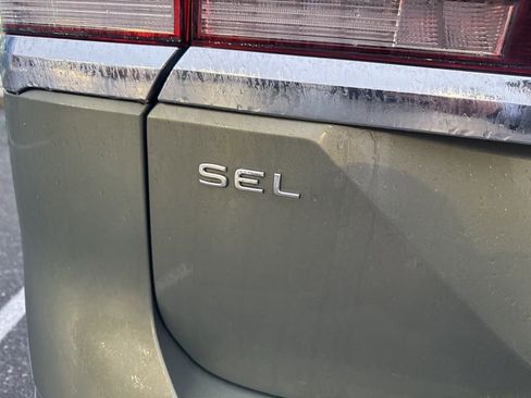 Used 2025 Volkswagen Atlas SEL Premium R-Line image 35