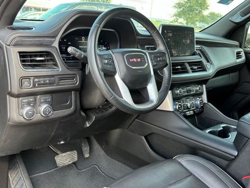 Used 2023 GMC Yukon SLT AWD/4WD image 24