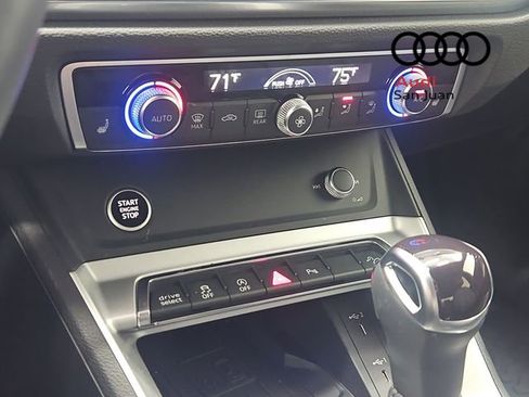 Certified 2025 Audi Q3 2.0T Premium w/ Convenience Package image 18