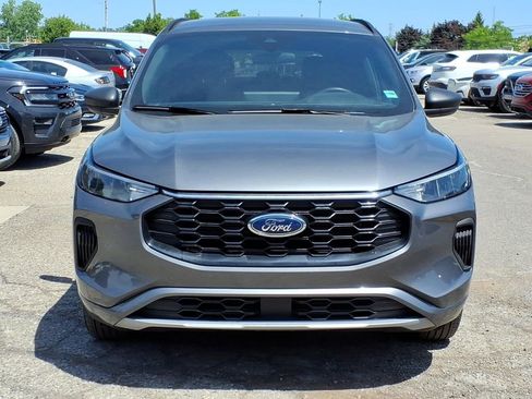 Used 2024 Ford Escape ST-Line w/ Tech Pack #1 AWD/4WD image 8