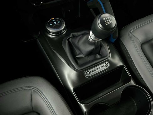Used 2022 Ford Bronco Black Diamond AWD/4WD image 26