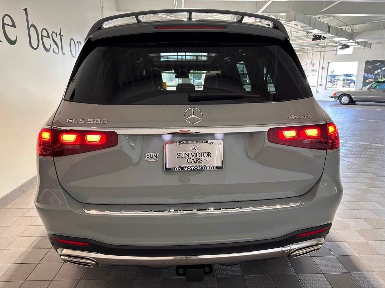Used 2026 Mercedes-Benz GLS 580 4MATIC image 5