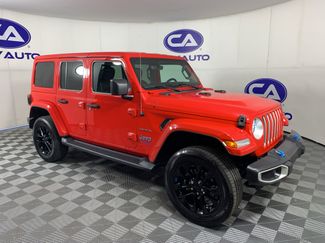 Used 2022 Jeep Wrangler Unlimited Sahara AWD/4WD video 1