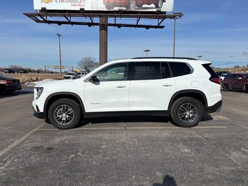 Certified 2025 GMC Acadia Elevation image 2