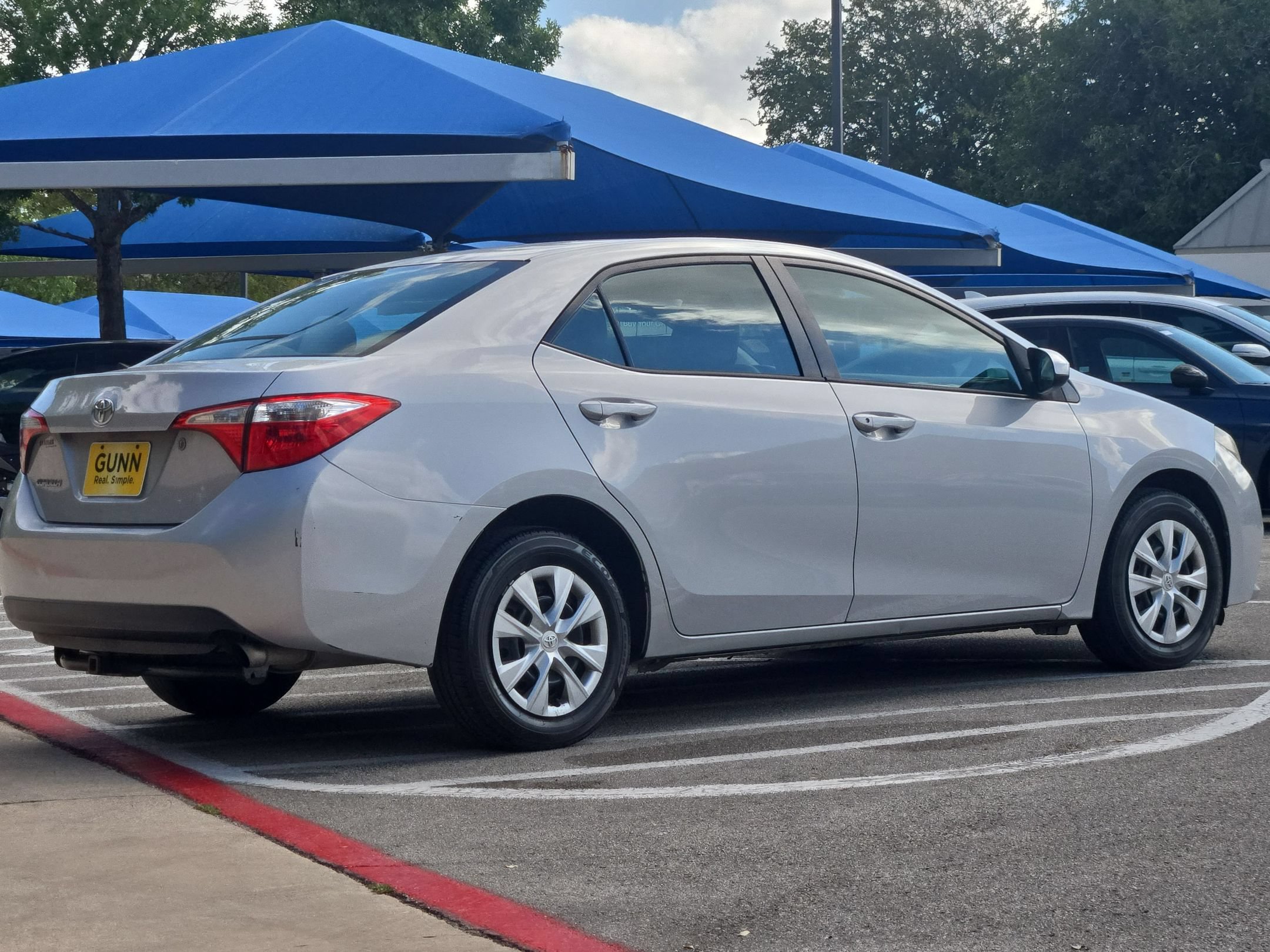 Used 2014 Toyota Corolla L FWD image 3