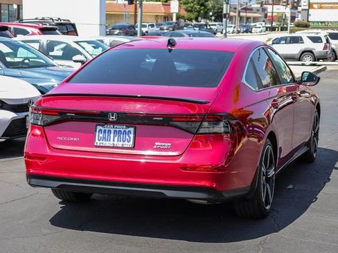 Used 2025 Honda Accord Sport image 11