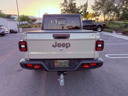 Used 2022 Jeep Gladiator Mojave w/ LED Lighting Group AWD/4WD image 5