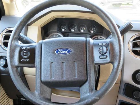 Used 2016 Ford F350 XLT image 9