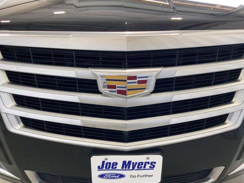 Used 2019 Cadillac Escalade Premium Luxury RWD image 27