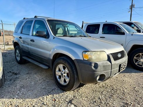 Used 2007 Ford Escape XLT image 1