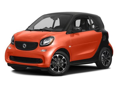 Used 2016 smart fortwo passion RWD image 1