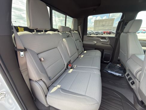 New 2026 GMC Sierra 3500 SLE w/ SLE Value Package AWD/4WD image 18