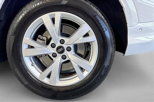Used 2025 Audi Q5 Premium AWD/4WD image 28