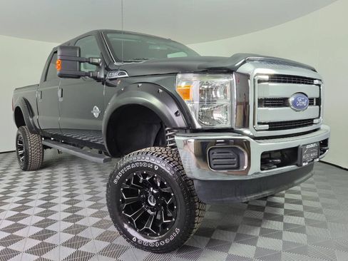 Used 2015 Ford F250 XLT AWD/4WD image 2