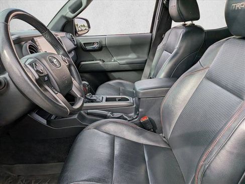 Used 2022 Toyota Tacoma TRD Pro AWD/4WD image 14