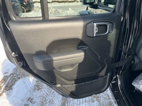 New 2026 Jeep Gladiator Sport image 14