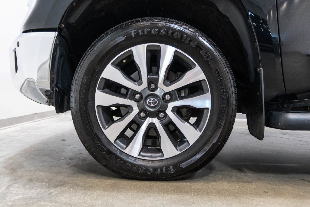 Used 2021 Toyota Tundra Limited w/ Limited Premium Package AWD/4WD image 11