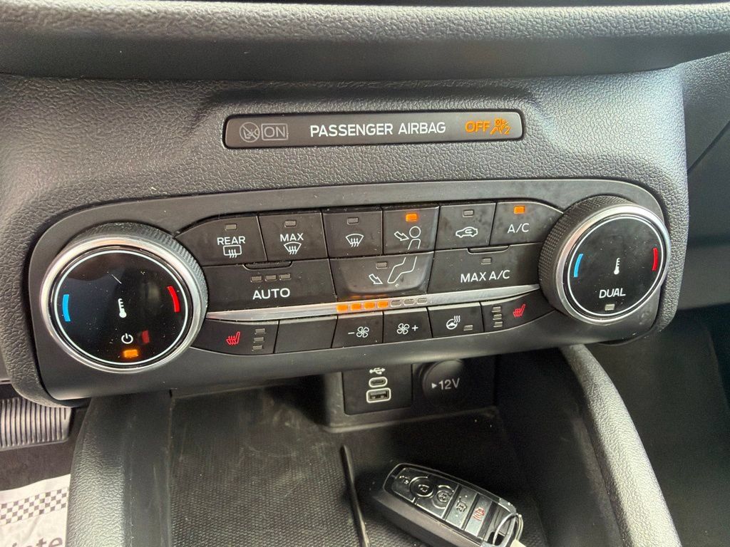 Used 2025 Ford Escape ST-Line Select AWD/4WD image 20